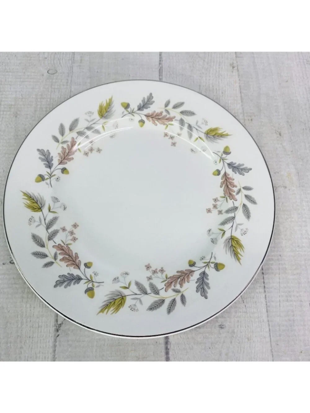 Johnson Brothers LYNTON OLDER SNOWHITE Floral England Lunch Salad Plates Set 5